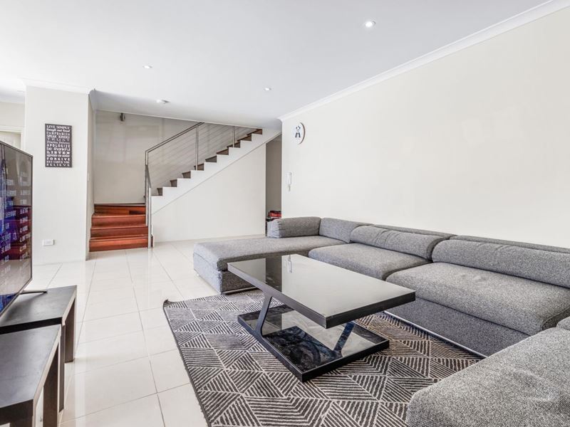 6/51 Carden Drive, Cannington