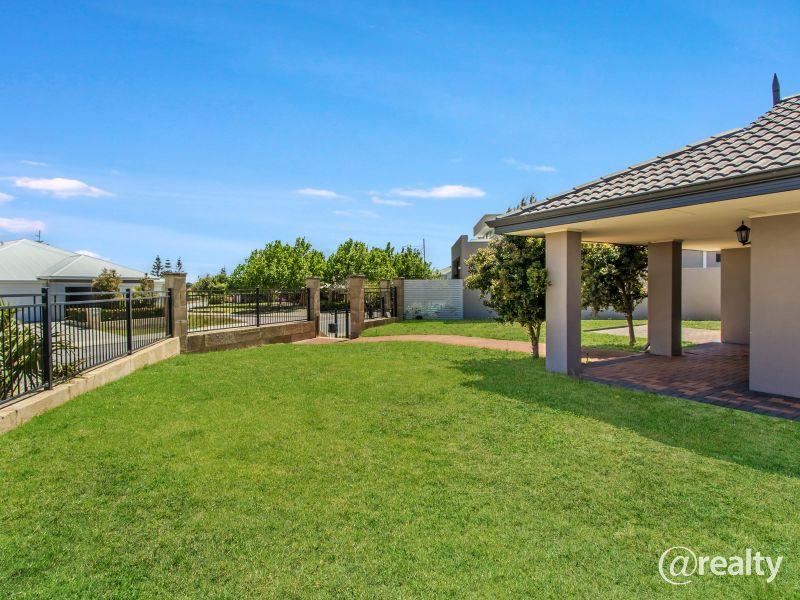 1 Cheney Loop, Secret Harbour WA 6173