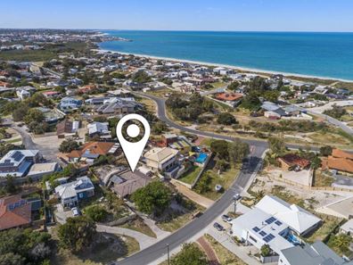 8 Javez Drive, Quinns Rocks WA 6030