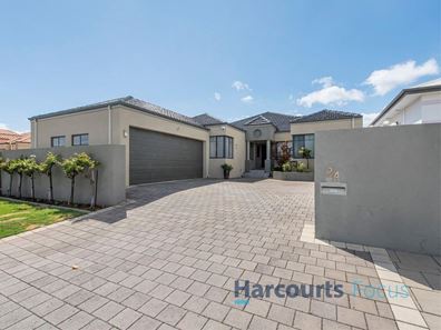 24 Aztec Island Retreat, Halls Head WA 6210