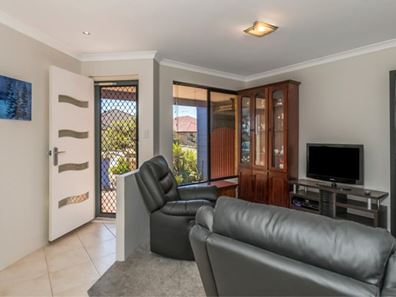 6 Warrego Road, Port Kennedy WA 6172
