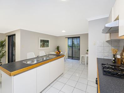 9/30 Bronte Street, East Perth WA 6004