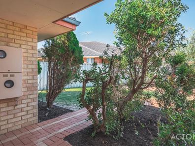 2/75 Hickman Road, Silver Sands WA 6210