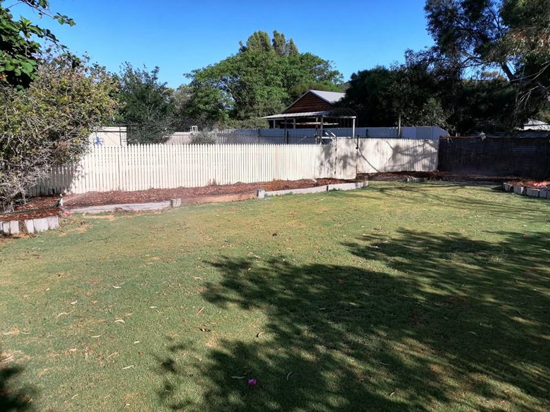 24 SPENCERS BROOK-YORK ROAD, York
