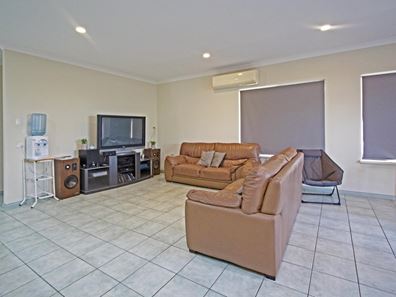 4 Shearwater Drive, Jurien Bay WA 6516