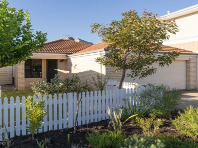 5 Milford Place, Nollamara WA 6061