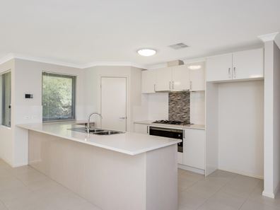 32 Edmonton Loop, Baldivis WA 6171