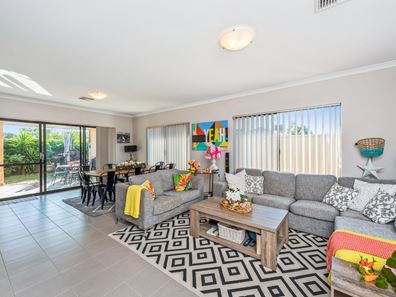 4 Ruskin Brace, Baldivis WA 6171