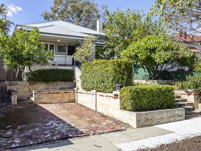 82 Buxton Street, Mount Hawthorn WA 6016