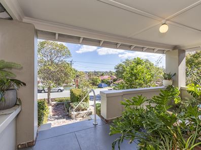 82 Buxton Street, Mount Hawthorn WA 6016