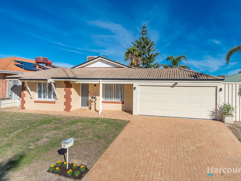 7 Christian Circle, Quinns Rocks