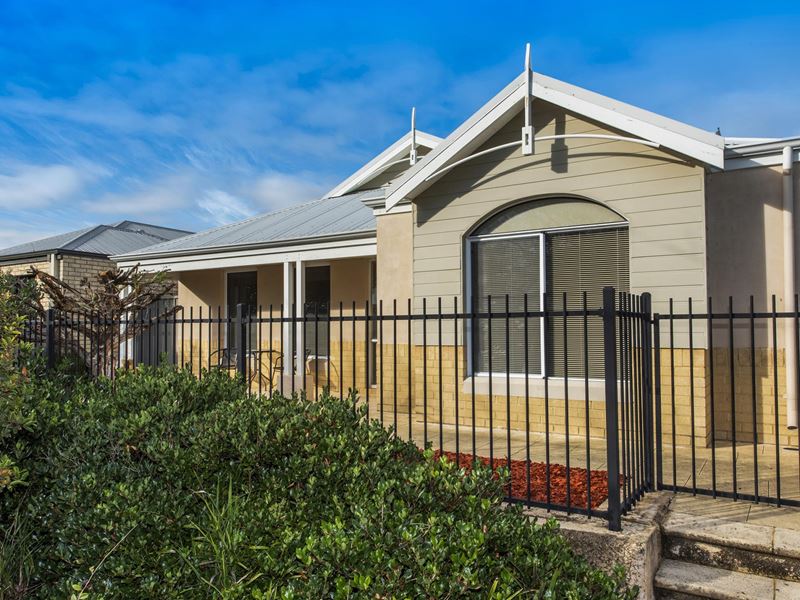 10 Seaford  Lane, Secret Harbour