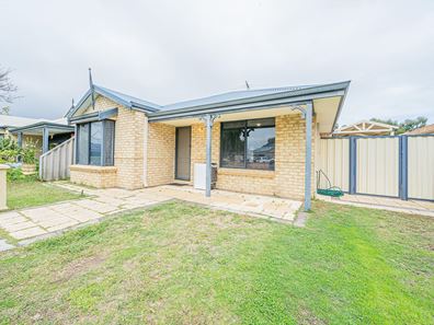 35 Laguardia Loop, Port Kennedy WA 6172
