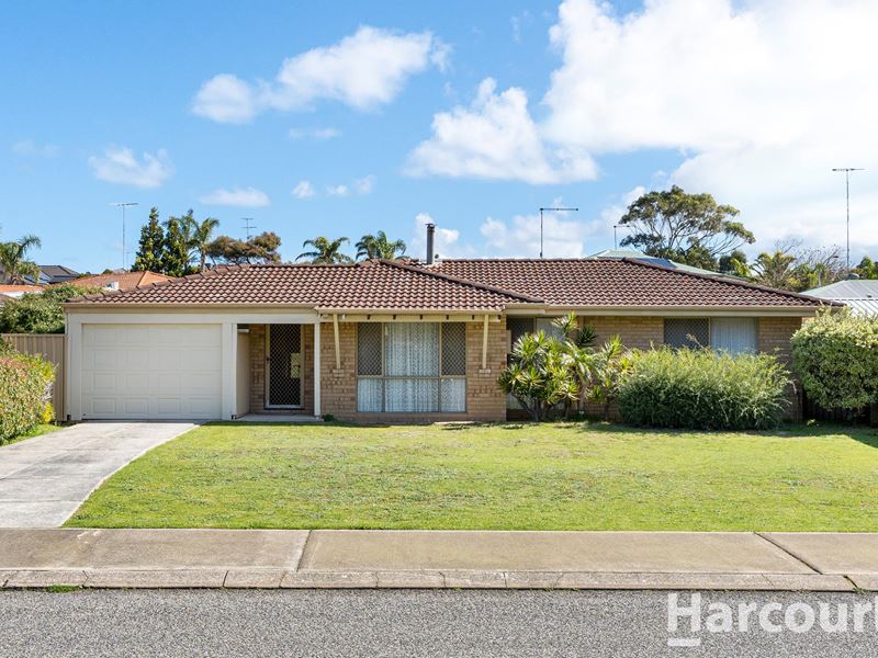 18 Portmarnock Circle, Halls Head WA 6210