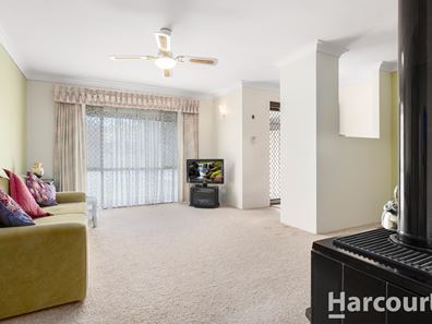18 Portmarnock Circle, Halls Head WA 6210