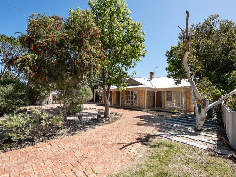 21 Cleland Street, Mount Claremont WA 6010