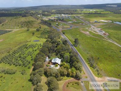 132 Brockman Highway, Karridale WA 6288