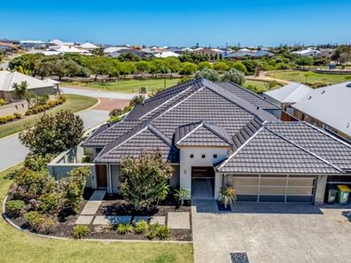 24 Honeymyrtle Grange, Halls Head WA 6210