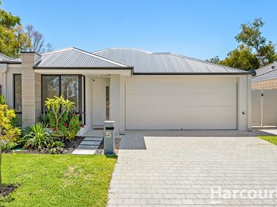 5 Egret Point, Halls Head WA 6210