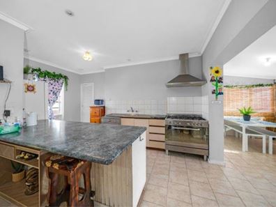 13 Collingwood Street, Dianella WA 6059