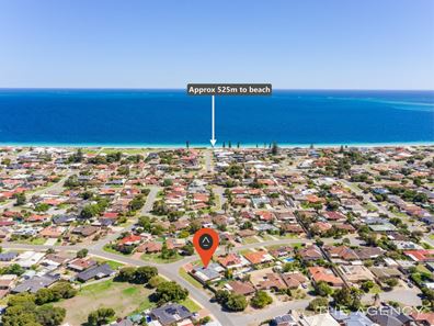 2 Spinnaker Close, Waikiki WA 6169