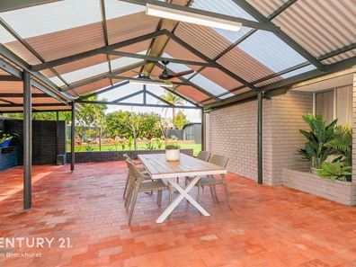 8 Essington Street, Huntingdale WA 6110