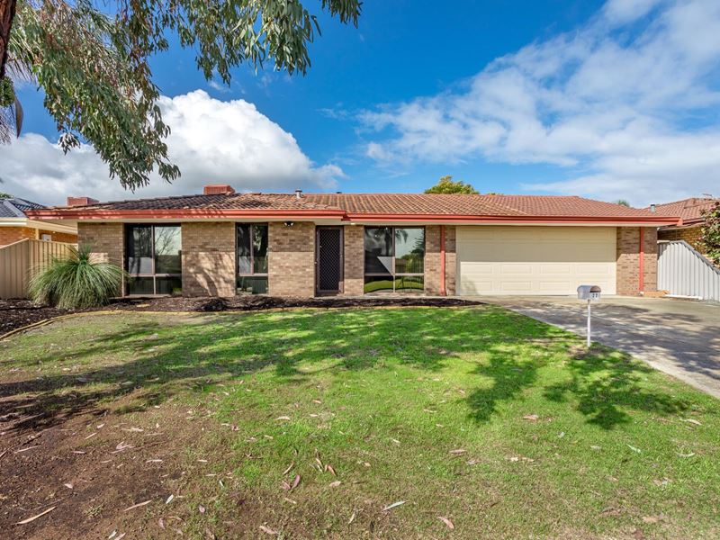 22 Morgan Road, Seville Grove WA 6112