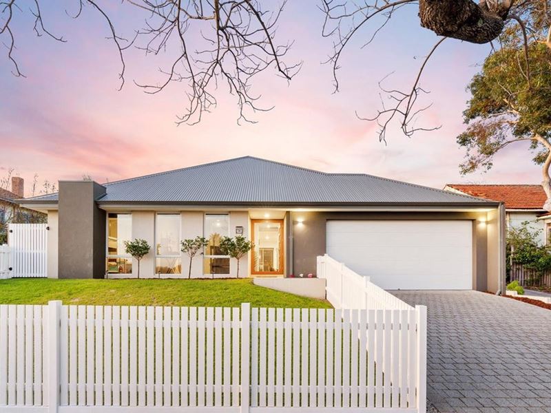 24 Nicholas Crescent, Hilton