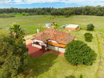 219 Bernard Road North, Carabooda WA 6033