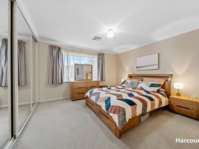 8 Tipperary Rise, Padbury WA 6025