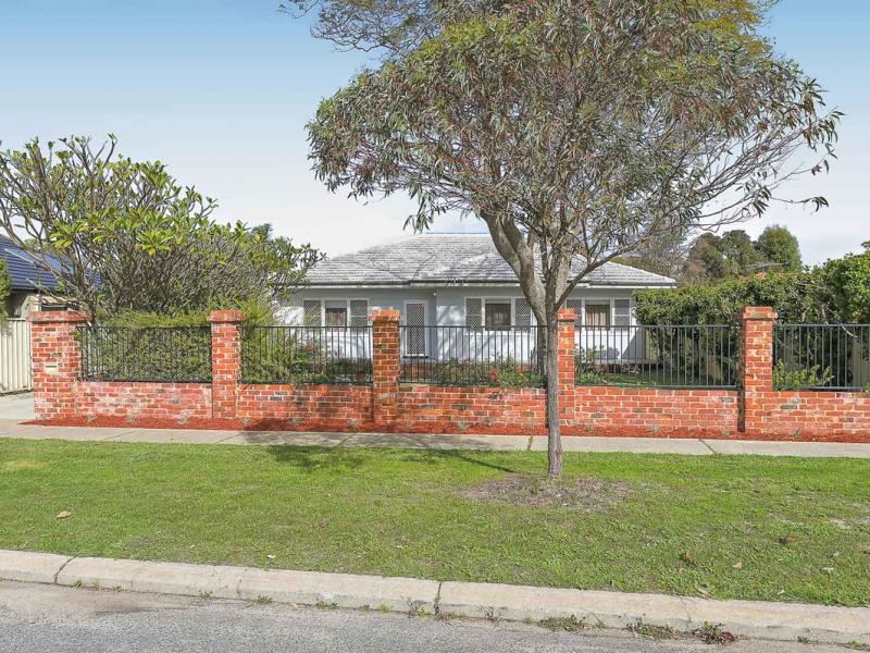 1/25 Melbourne Street, St James