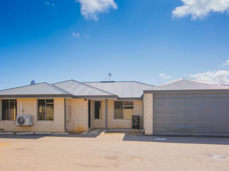 8/39 Mark Way, Wandina WA 6530