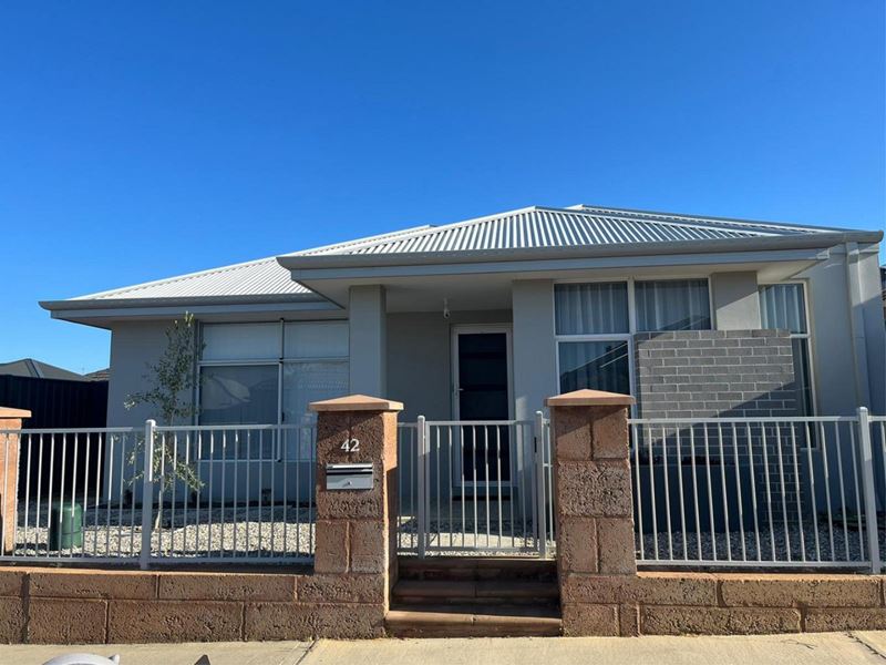 42 Wallaby Road, Banksia Grove