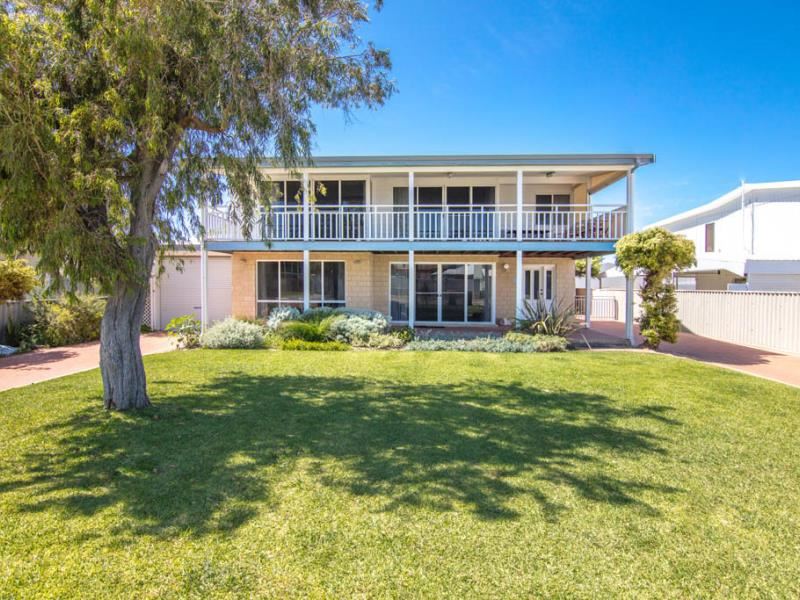 71 Drummond Circus, Cervantes