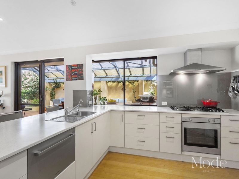 6A Latham Street, Alfred Cove