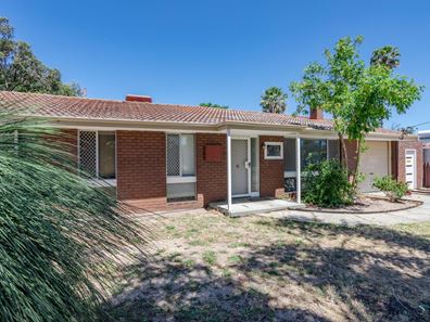 4 Neilson Avenue, Armadale WA 6112