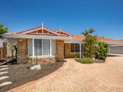 4 Killyth Cove, Kinross WA 6028