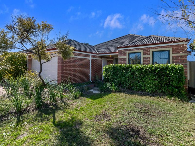 17 Lucky Bay Road, Secret Harbour WA 6173