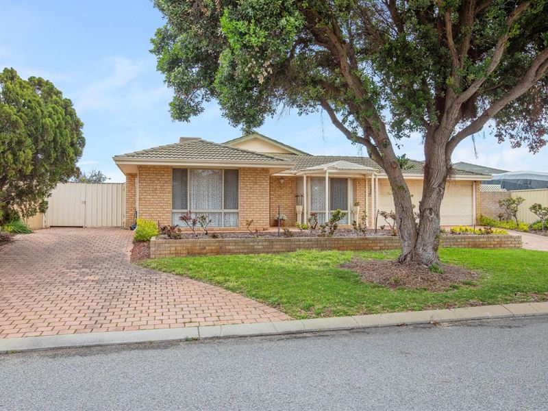 13 Balleroy Place, Port Kennedy WA 6172