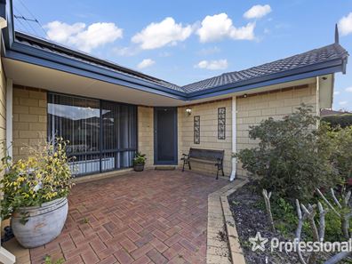 3 Sumner Mews, Landsdale WA 6065