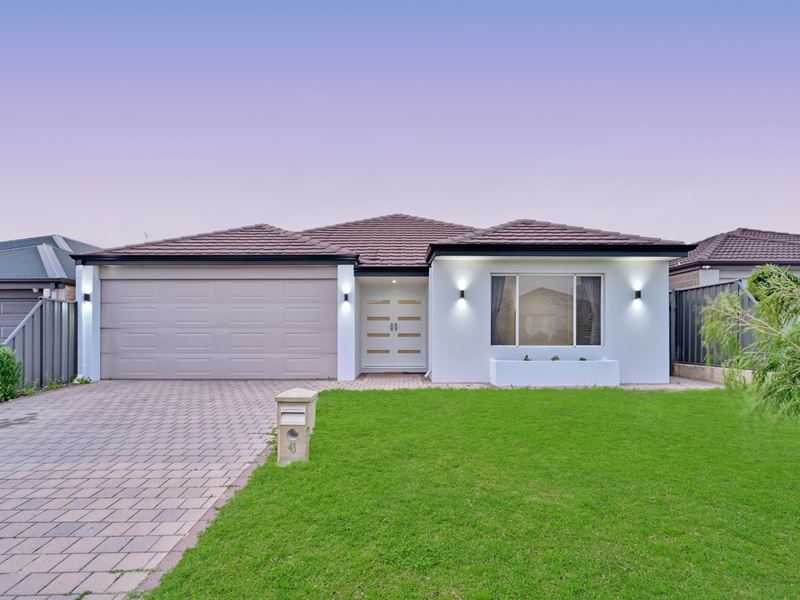 43 Wildwood Mews, Carramar