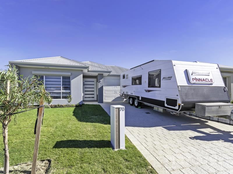 70 Charleston Road, Eglinton