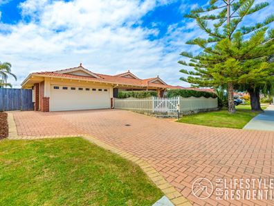 36 Rothesay Heights, Mindarie WA 6030