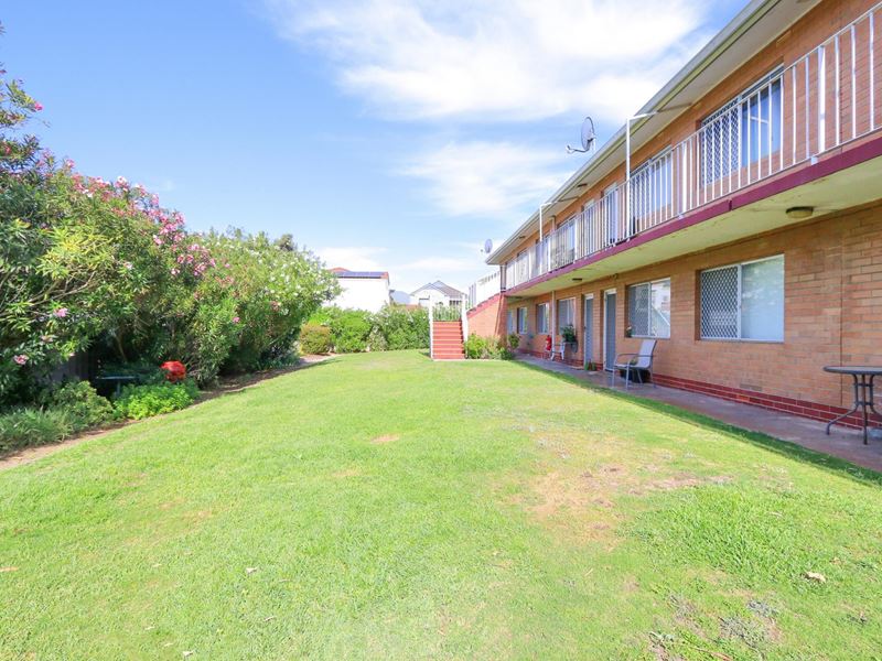 7/10-12 Harrison Street, Rockingham WA 6168