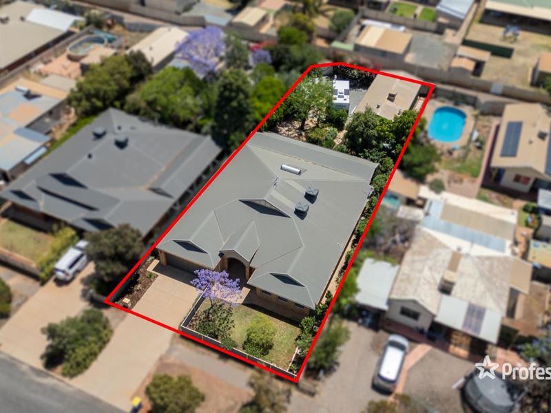 16 Harvey Street, South Kalgoorlie WA 6430