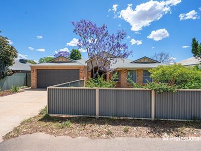 16 Harvey Street, South Kalgoorlie WA 6430