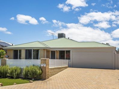 32 Mangrove Circuit, Banksia Grove WA 6031