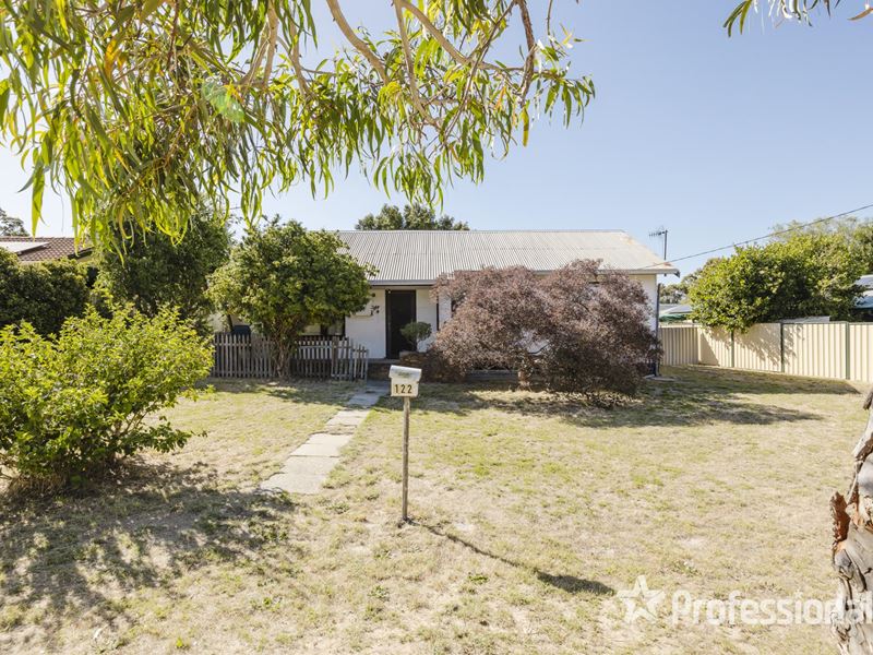 122 Chittering Road, Bullsbrook WA 6084