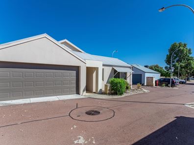 44/191 Railway Avenue, Kelmscott WA 6111