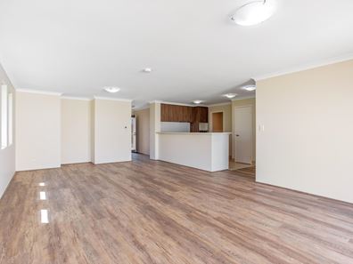 44/191 Railway Avenue, Kelmscott WA 6111